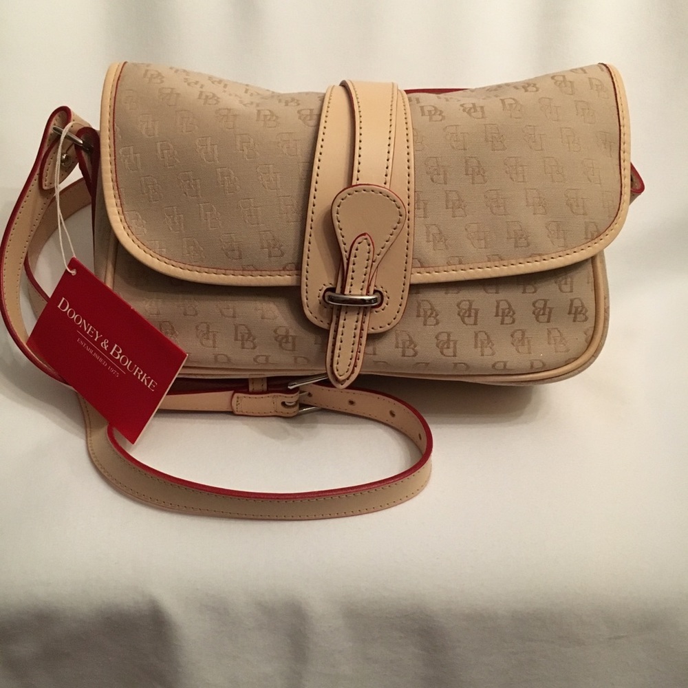 FLASH SALE!! NWT Dooney & Bourke LG Equestrian Bag